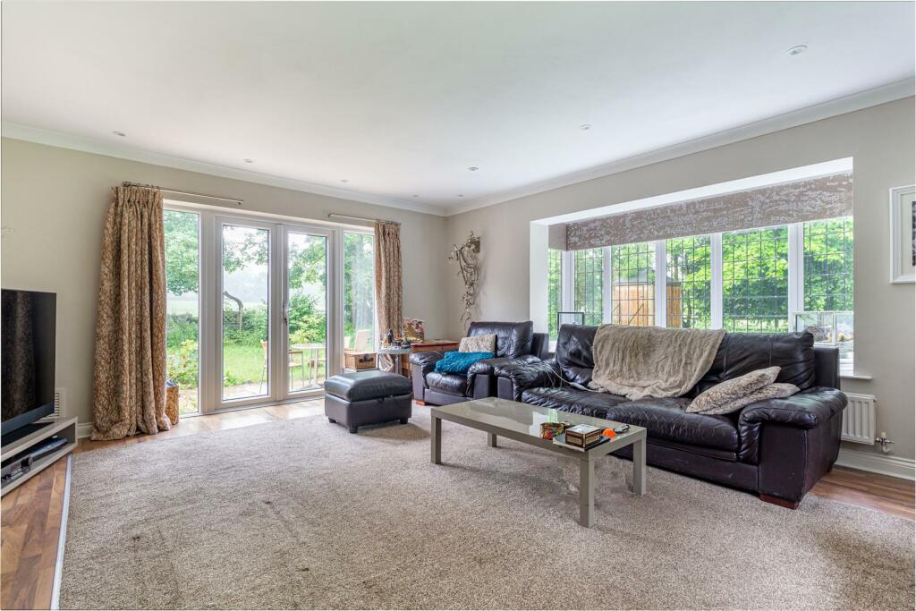 Living-room-1.jpg