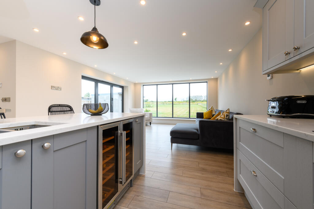 Kitchen/ Dining/ Living Room