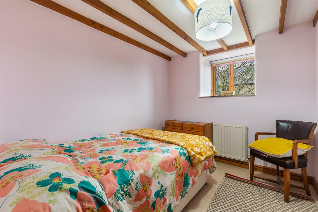 A16 - Carew Barn - 230414.jpg