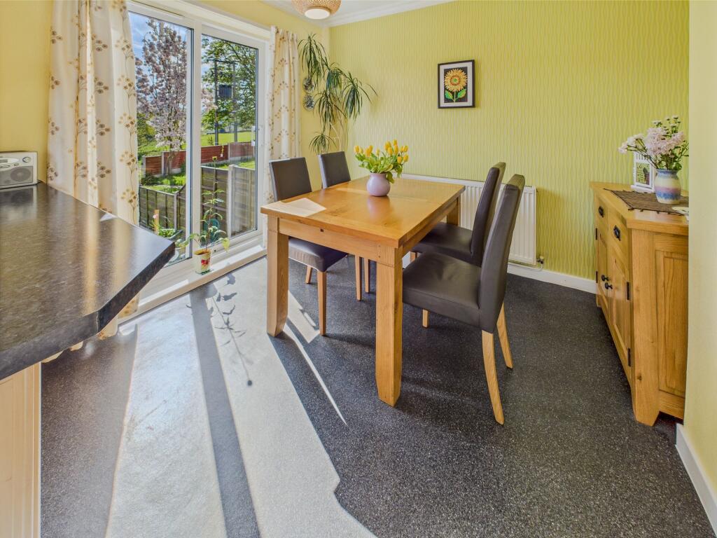 Kitchen Diner - Dining Area