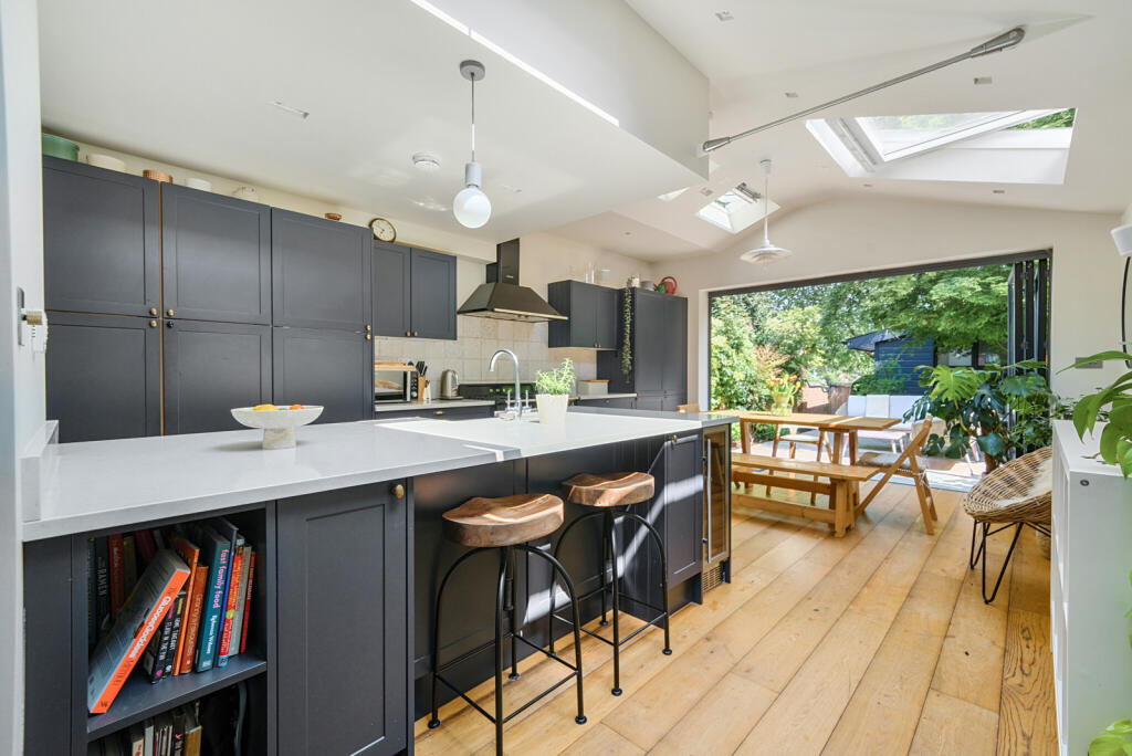 7-68234c5c48d9f-1...