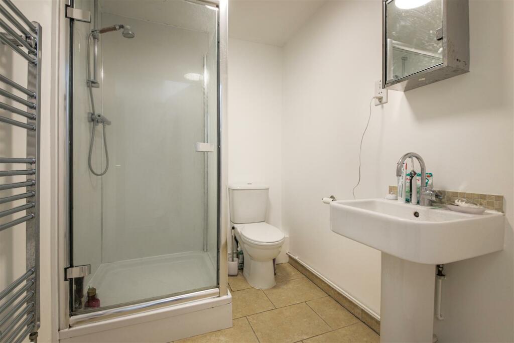 shower room.jpg