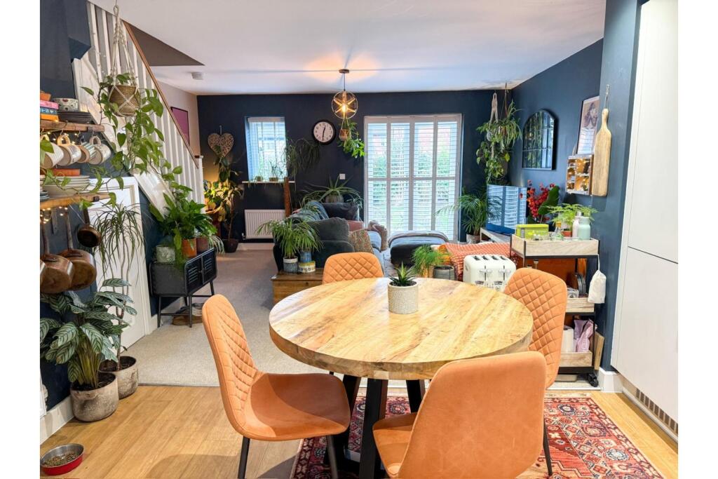 Living / Dining Room