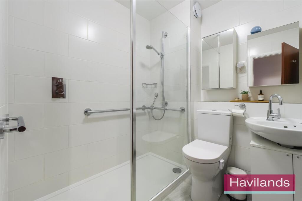 Chesterfield Lodge-9.jpg