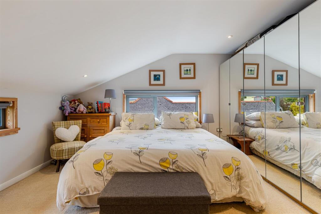 57 - 53 Dunstone Park Road Paignton.jpg