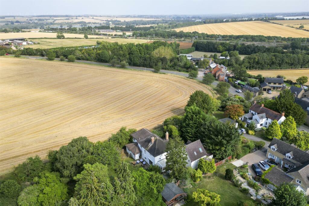 IrchesterDroneWeb05.jpg