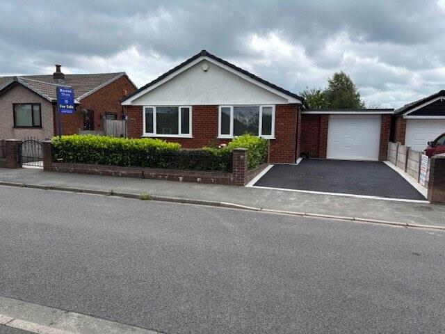 2 Bedroom Detached Bungalow for Sale