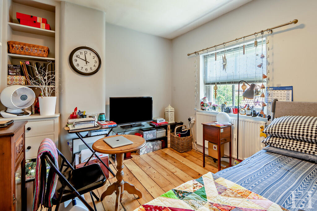 8651484-interiorW...