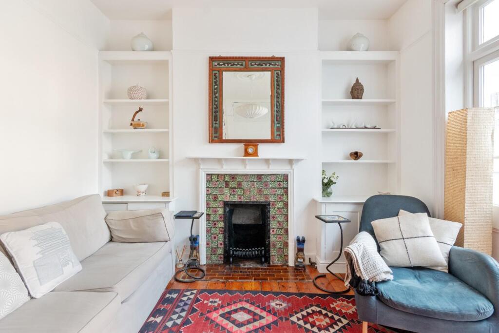 27 Bath Road Ph5.jpg