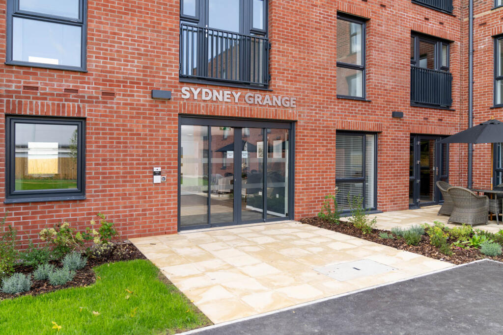 Sydney Grange, Failsworth - exterior main entrance