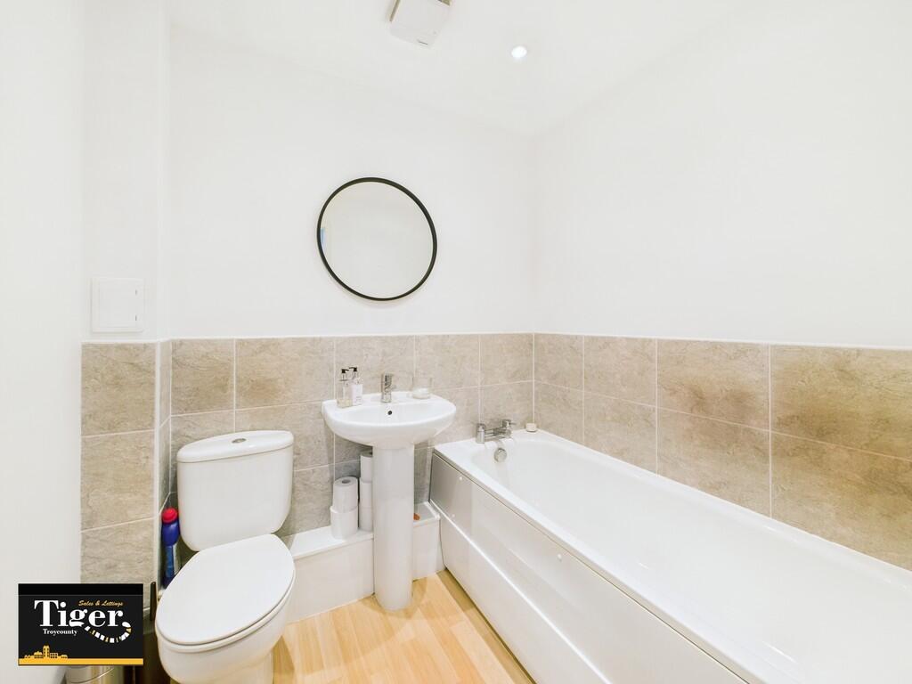 CAM03440G0-PR0305...