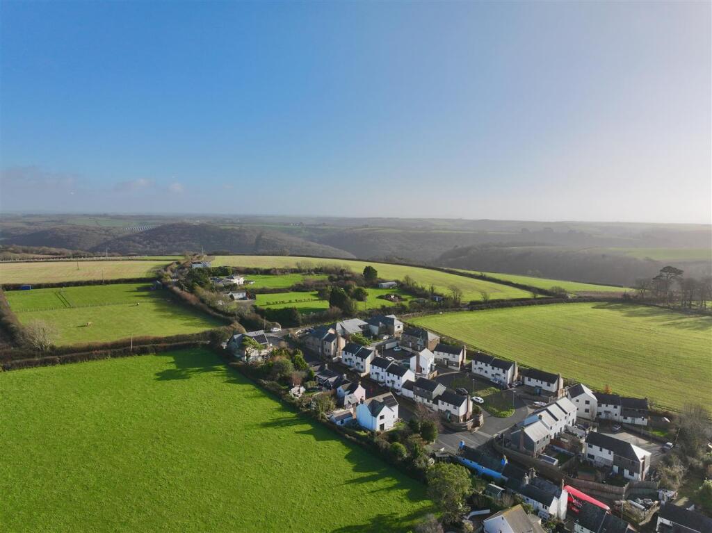 dji_fly_20251210_100532_0907_1765367545852_photo.j