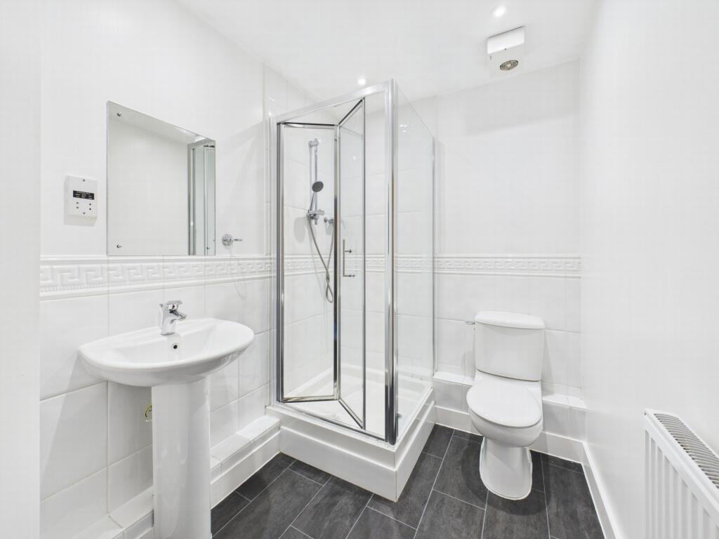 En Suite Shower Room