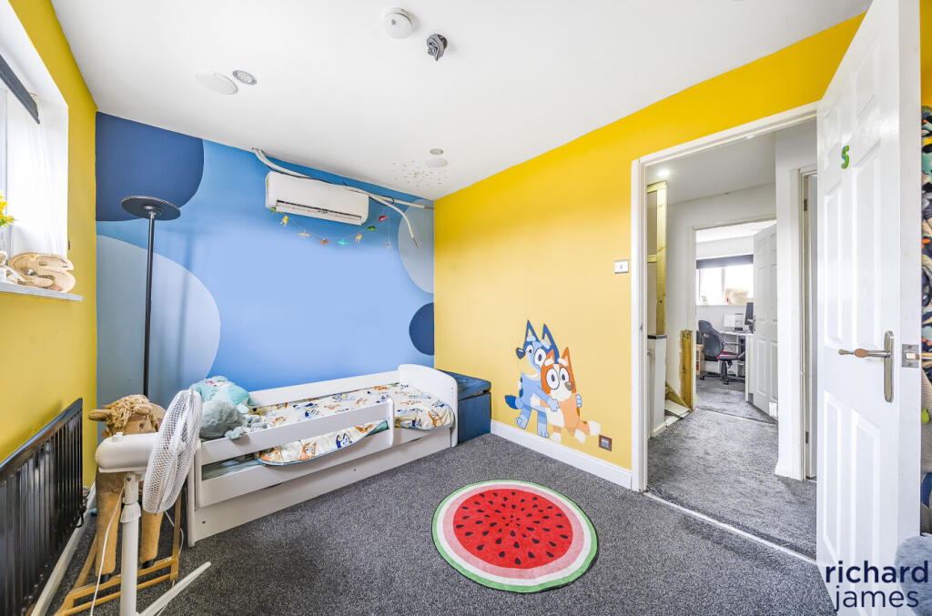 c9b1aa66-695f-4ec...