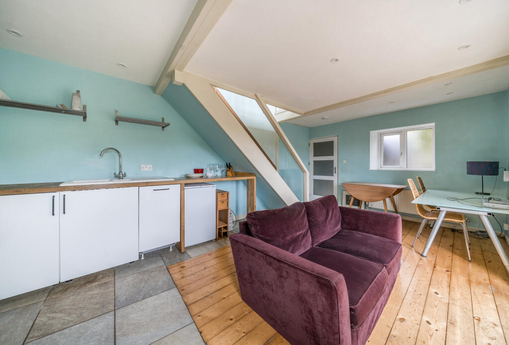 1349247-3-68b9734...