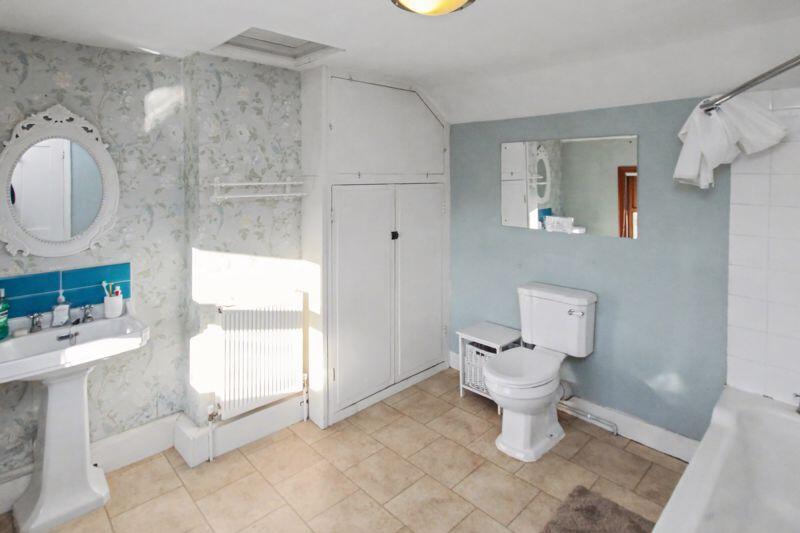 Family bathroom