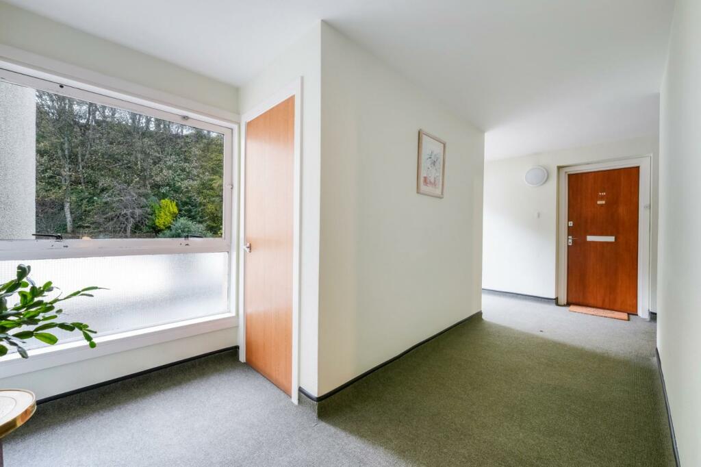 1d kirklands, largs 00023.jpg