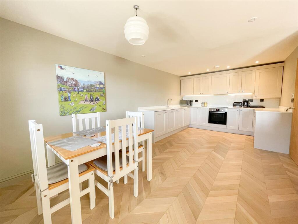 Living Room/ Kitchen