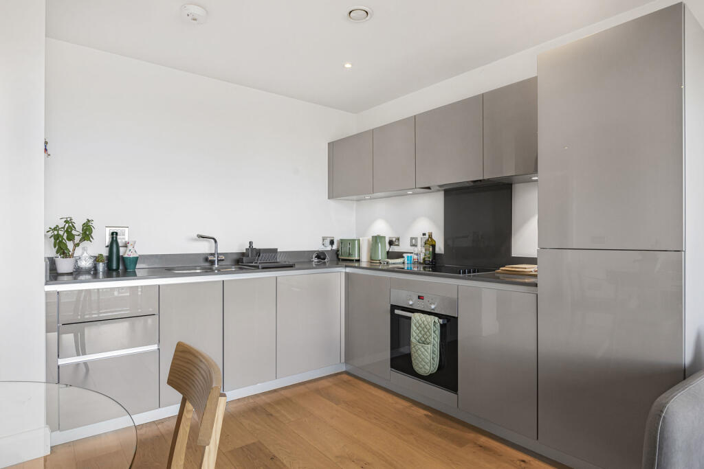 Reception/Kitchen