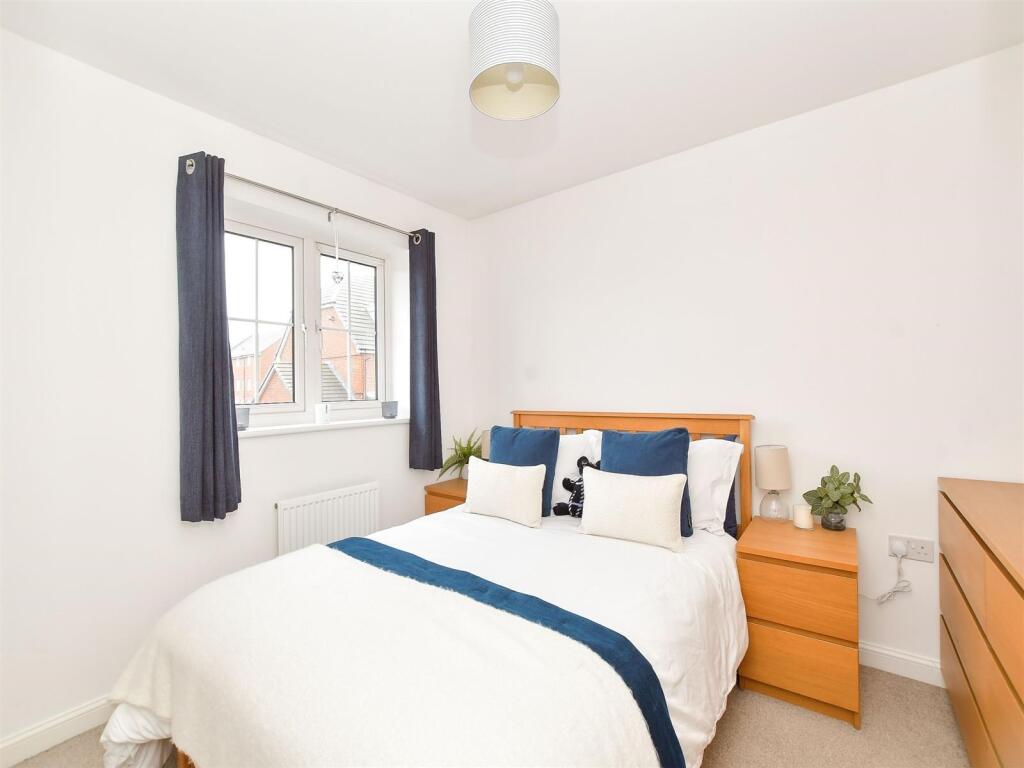 Bedroom2