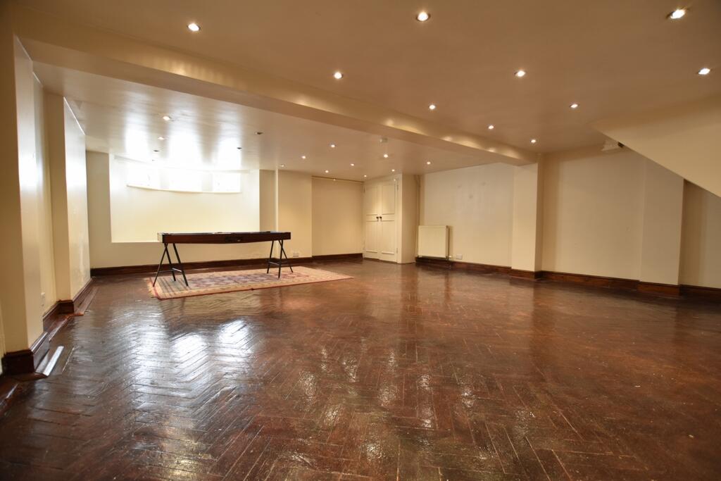 Photo 11