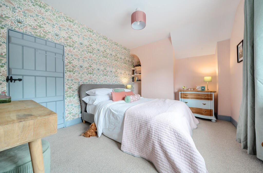 13-681cd80dc4593-...