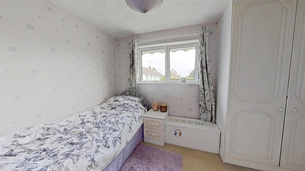 22-Worle-Avenue-07012025_195826.jpg
