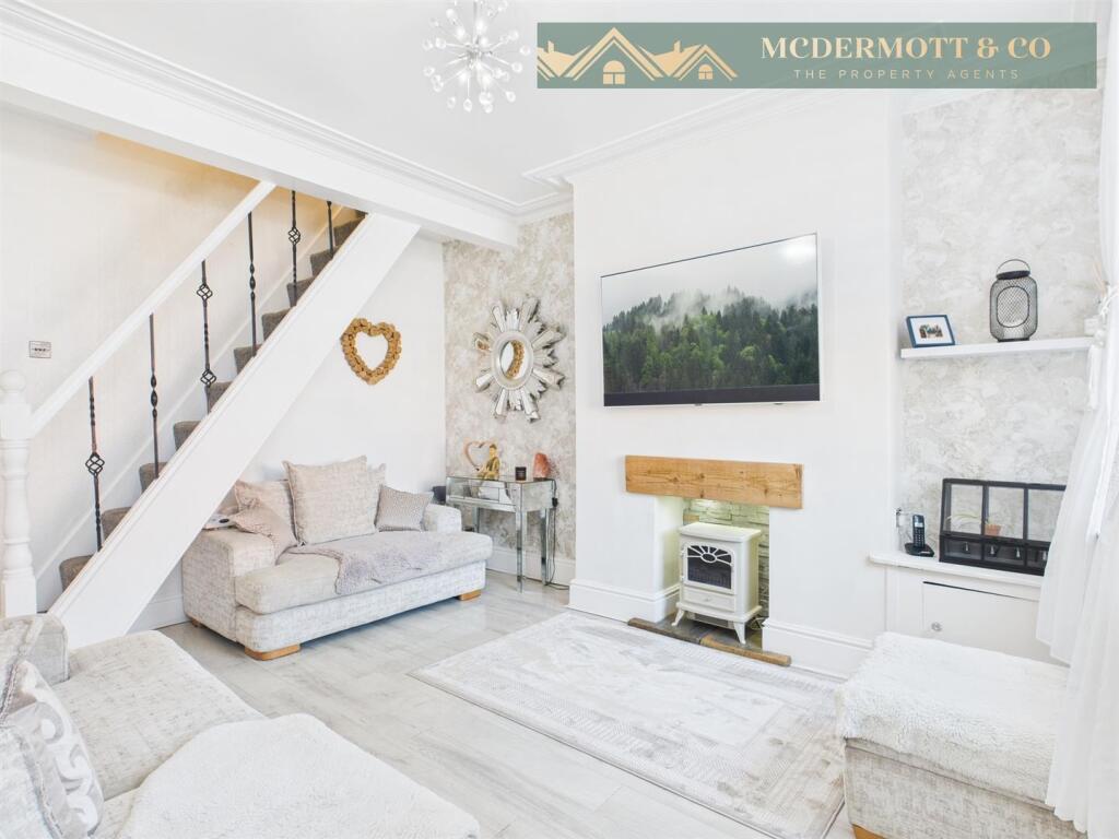 Entrance into Lounge