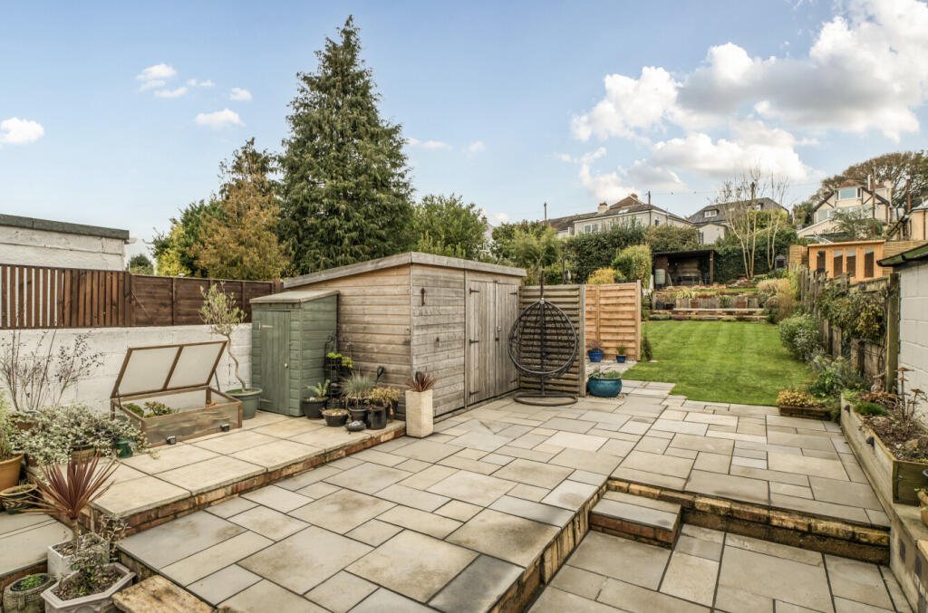 1384885-20-692712...