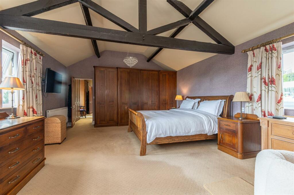 Double Bedroom 1