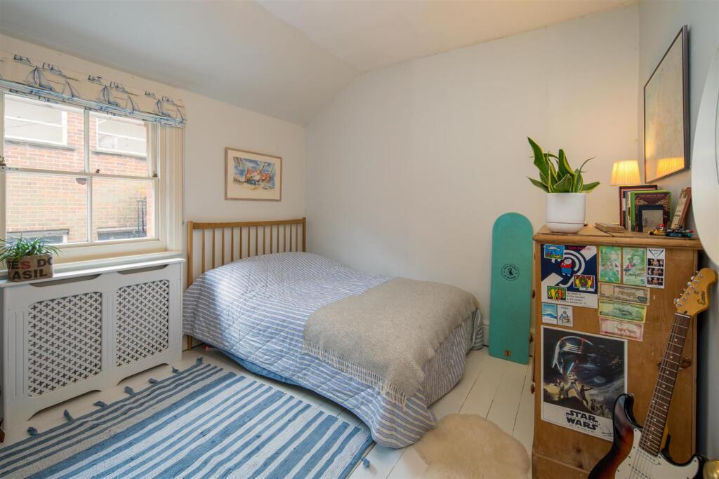 Bedroom2-websize.jpeg