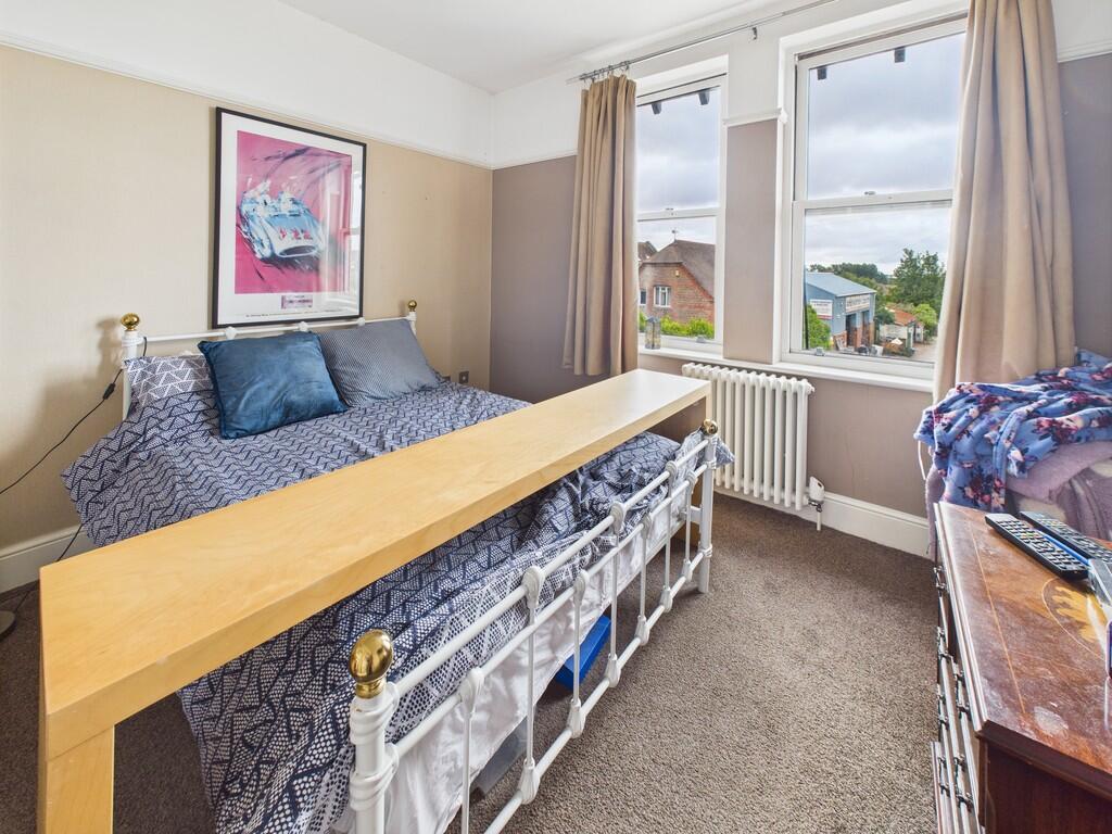 CAM05068G0-PR0032...