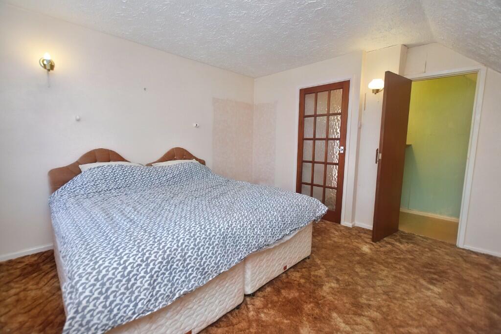Main bedroom