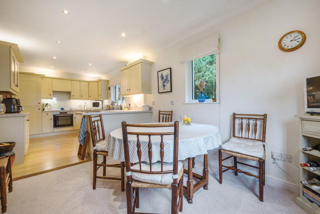 Kitchen/Dining Ro...