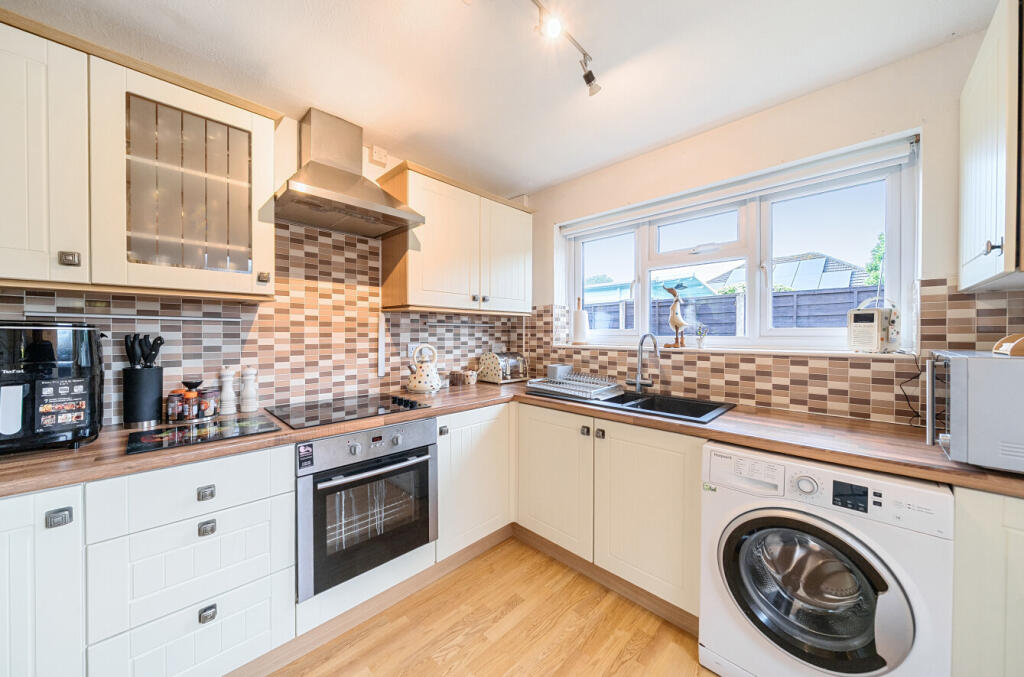 1291019-9-682d923...