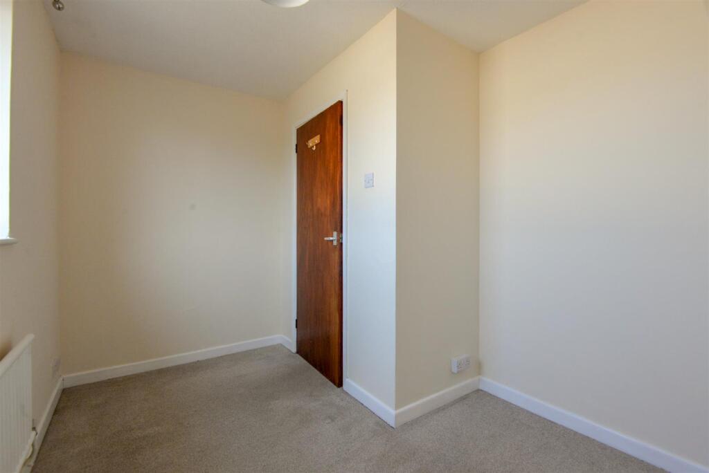 Bedroom3 1.jpg