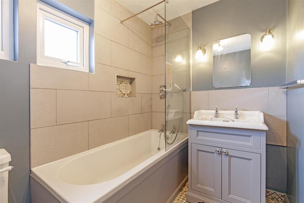 Bathroom-1.jpg