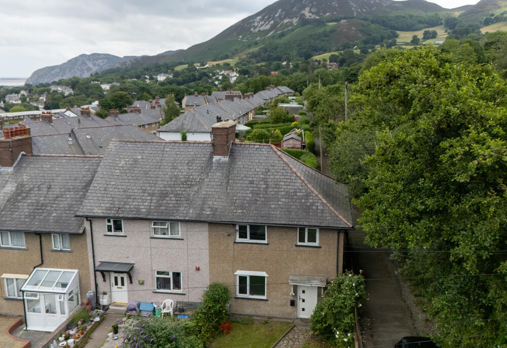 GILFACHROAD-14 T202506302001.jpg