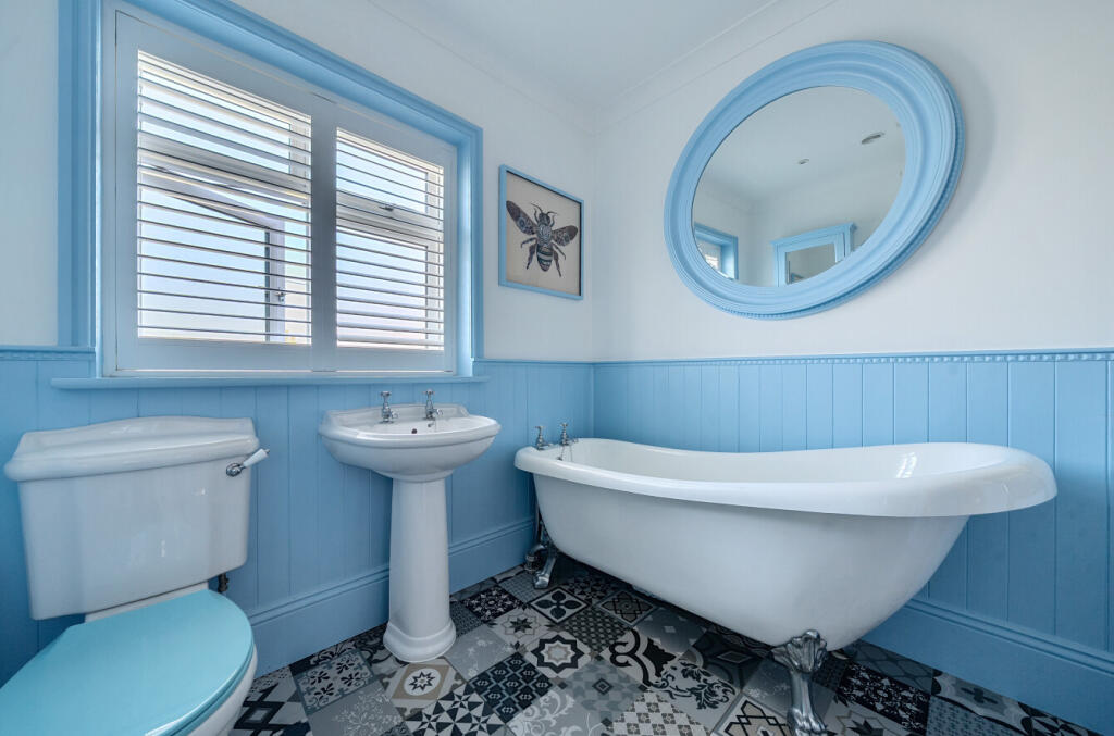 1342307-17-68a8d1...