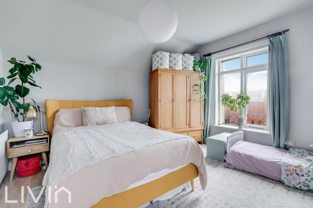 THE OLD VICARAGE 10 -20