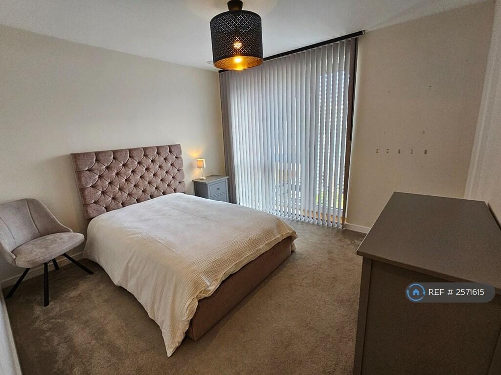 2nd Bedroom