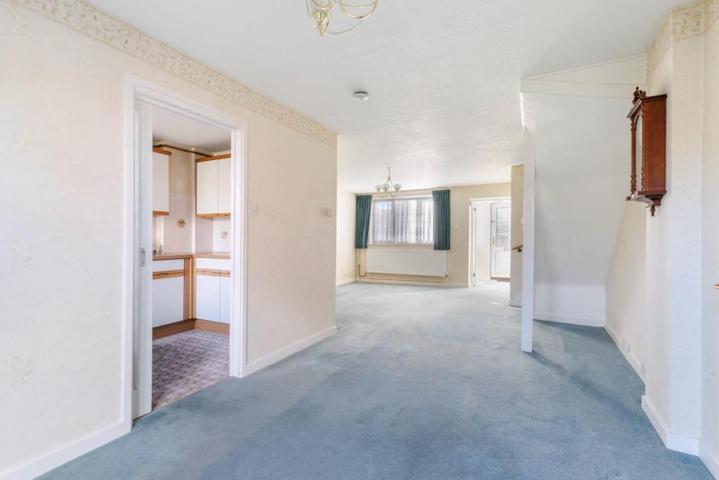 CHARTWELL PLACE (8).jpg