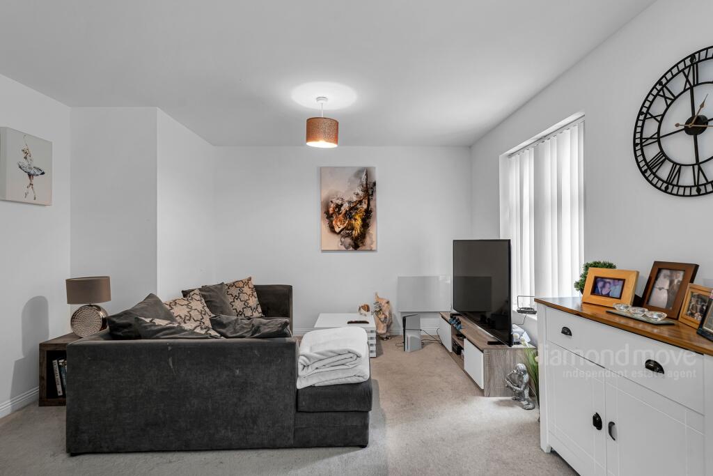 Avondale Gardens, Hounslow, TW4