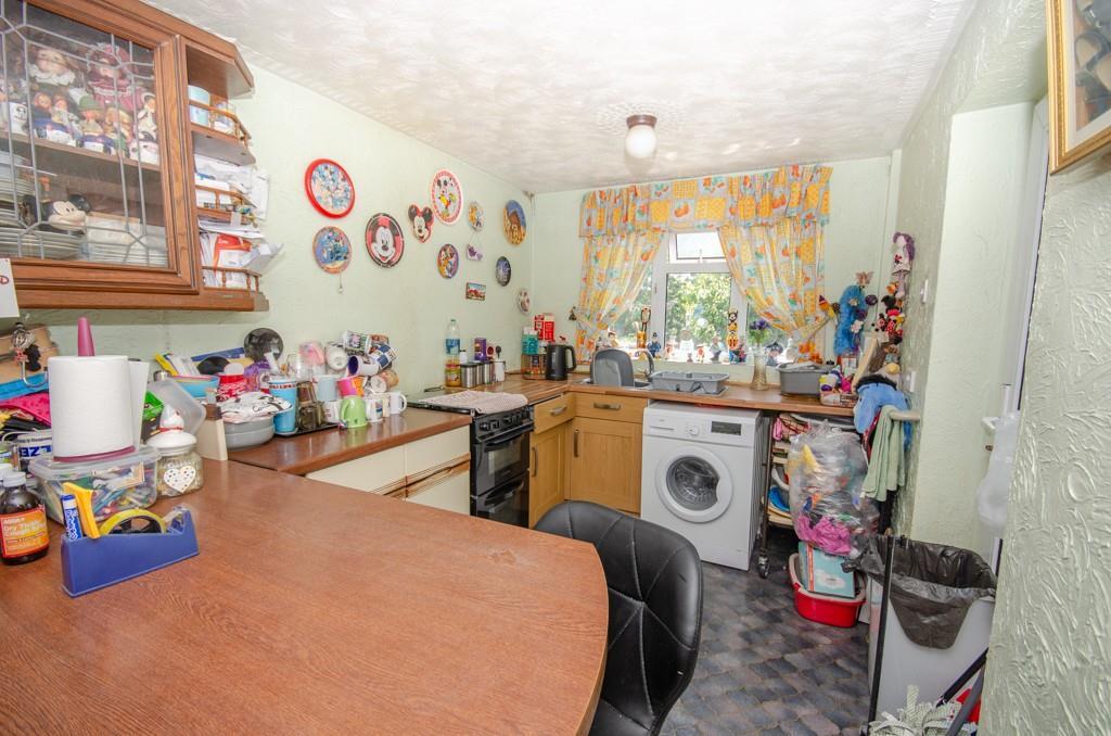 Kitchen-breakfast room.jpg