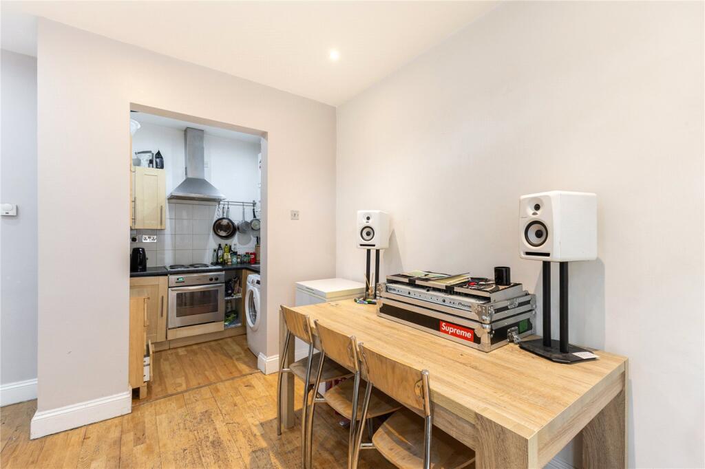 Reception/Kitchen