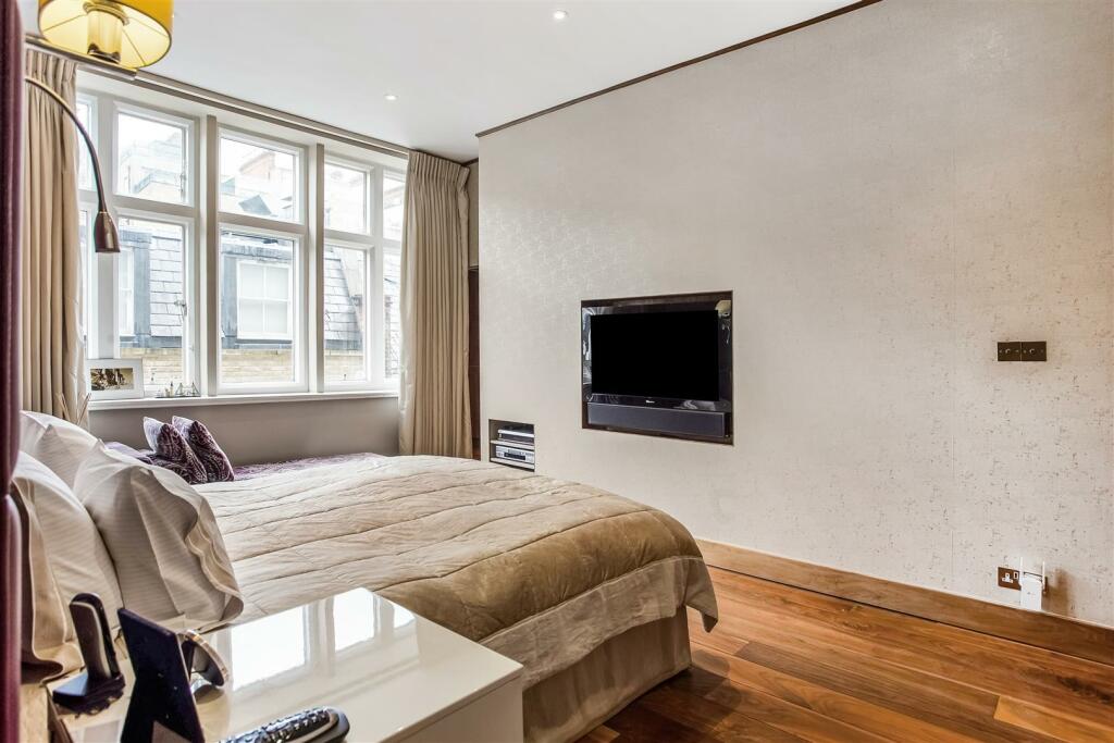 Tedworth-Property-For-Sale-Lennox-Gardens-SW1X-23.