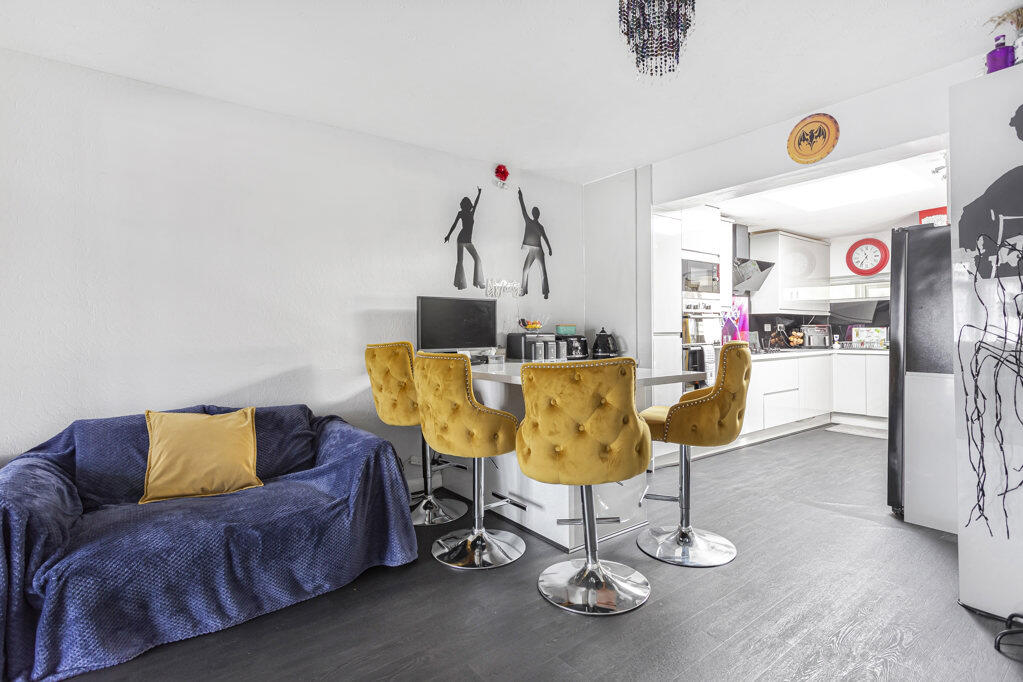 Kitchen/Reception