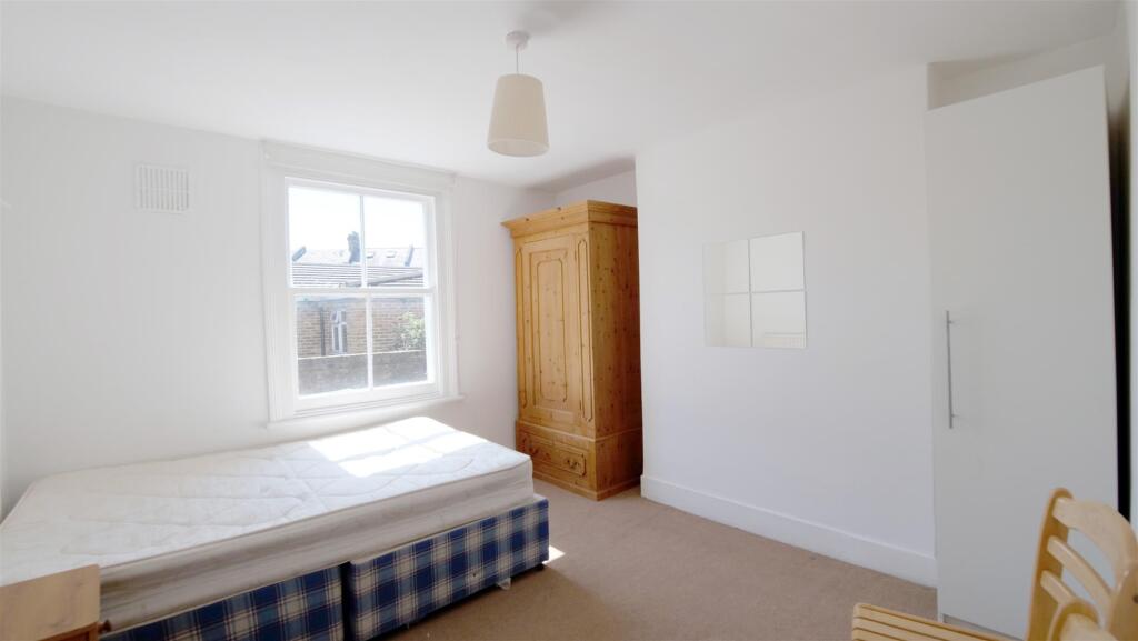 Bedroom.jpg