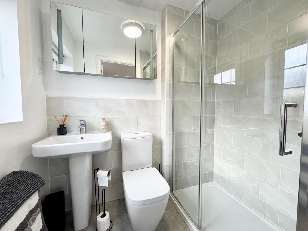 Ensuite