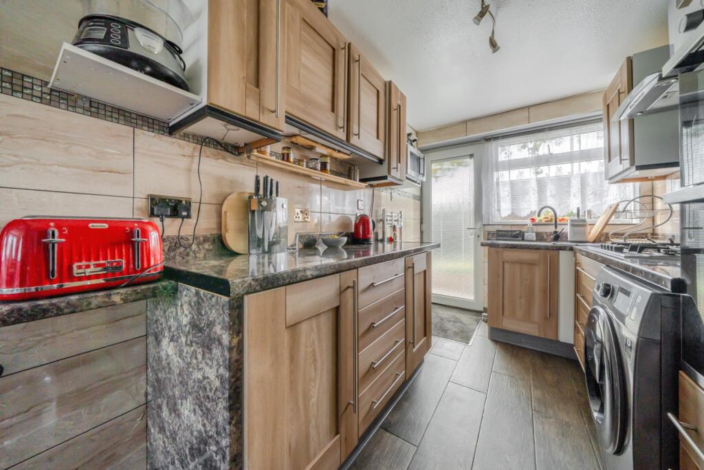 1354151-7-68c8191fbed33